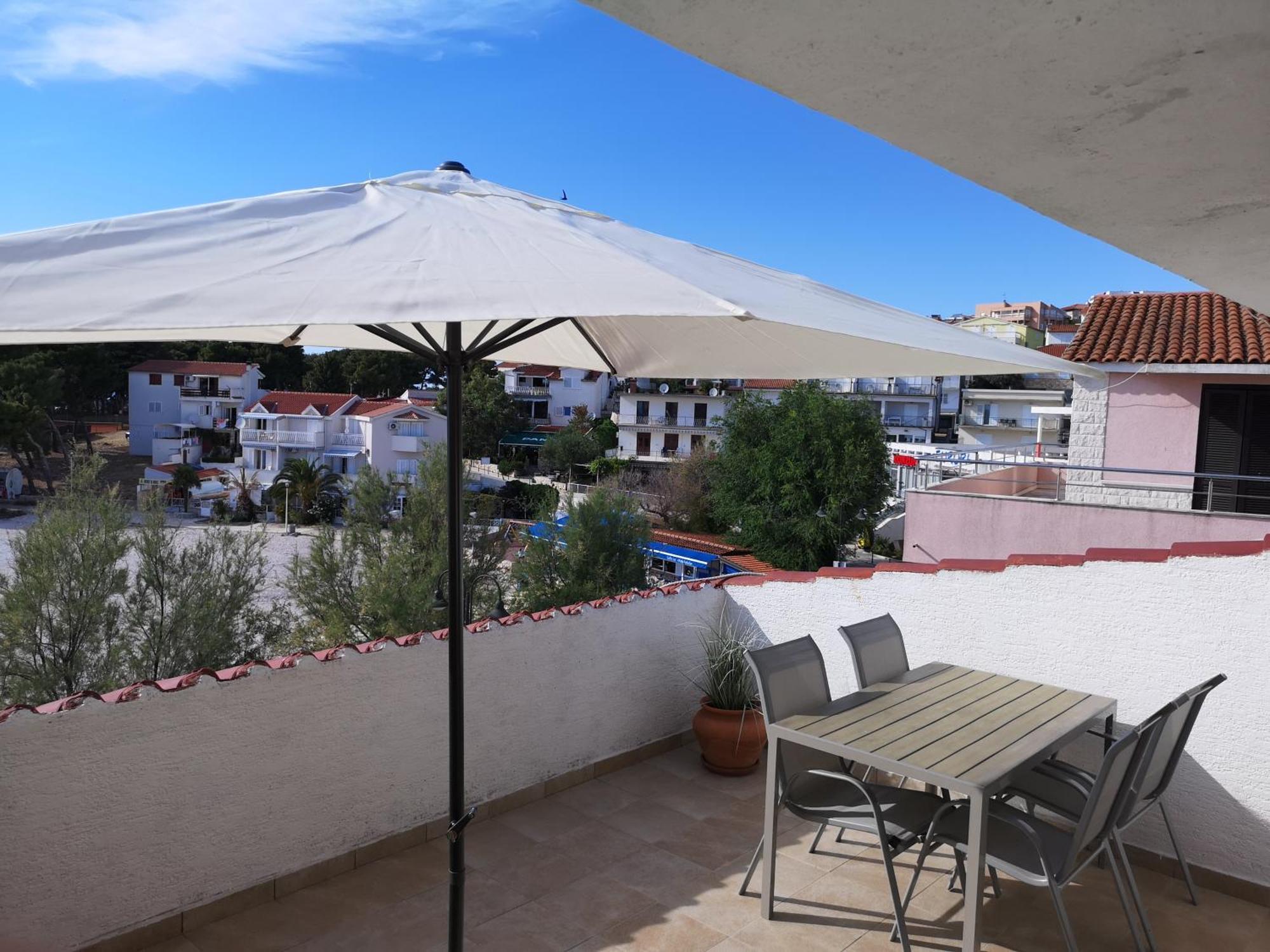 Apartments Martin Primosten Luaran gambar